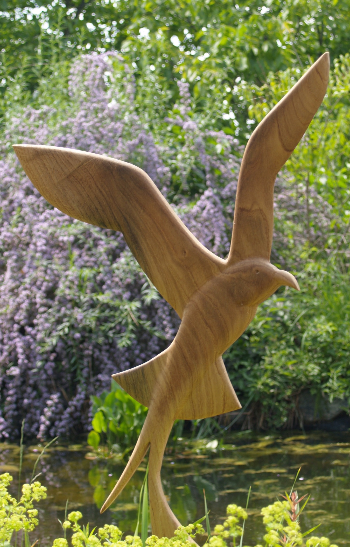 Vogel - Relieffigur Holzfigur Relieffigur von Holzbildhauer Hans-Ulrich Wartenweiler