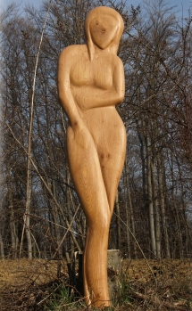 Nice Girl 3 Eiche - Holzskulptur-Archiv von Skulpturenwald Hans-Ulrich Wartenweiler - Holzobjekte, Holzfiguren, Holzdesign